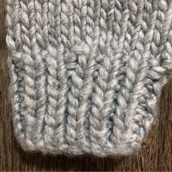 Vintage Handmade Cowichan Zip Up Sweater - Picture 12 of 17